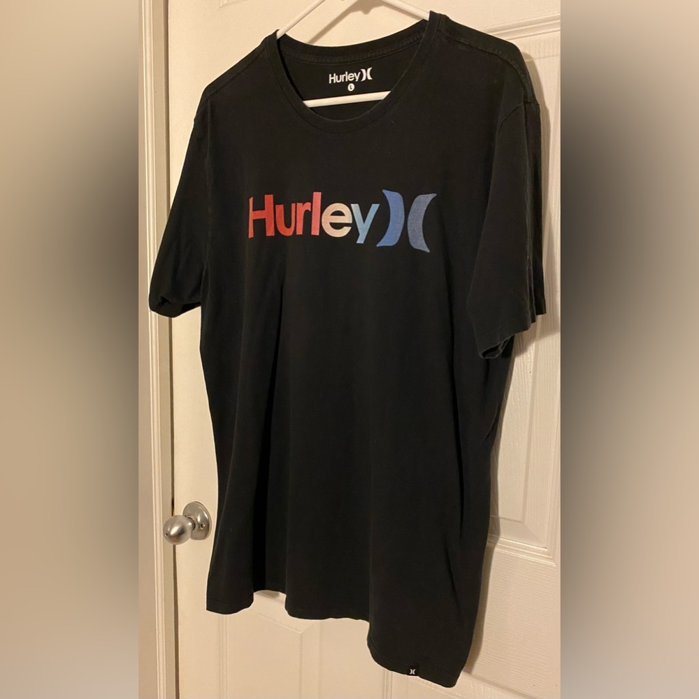 Hurley Men’s T-Shirt. Size Large. - Picture 2 of 5